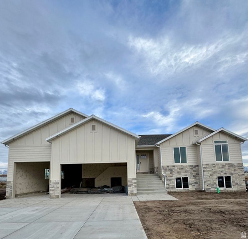 2106 S 4520 W, Taylor, UT 84401