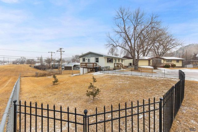 2506 JUNE CT, Rapid City, SD 57702