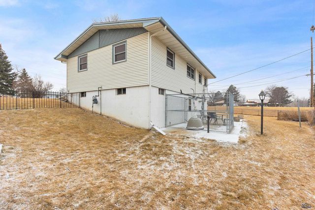 2506 JUNE CT, Rapid City, SD 57702