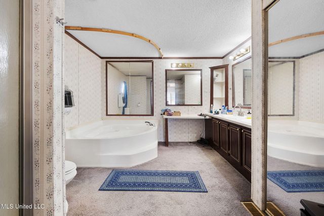 379 Wildwood Road, Holly Springs, MS 38635