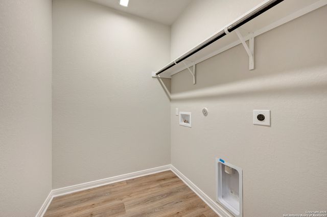 10306 GOODISON DRIVE, Converse, TX 78109