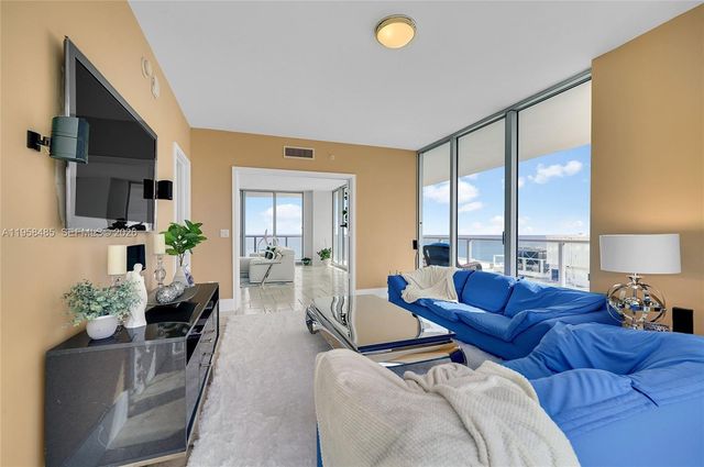 3101 S OCEAN 1802, Hollywood, FL 33019