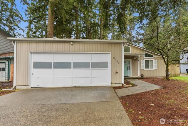 8531 Lake Forest Drive SE, Lacey, WA 98503