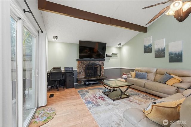 8531 Lake Forest Drive SE, Lacey, WA 98503