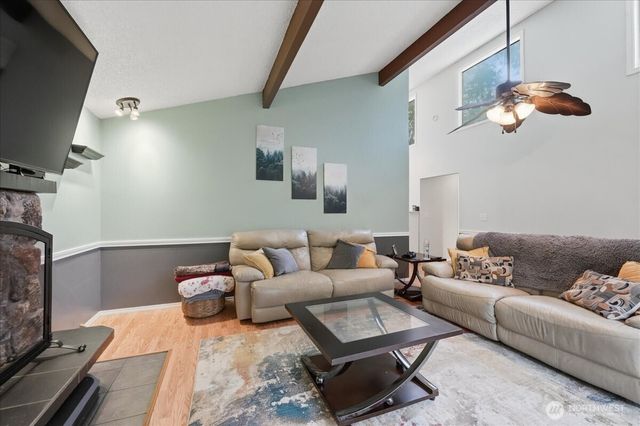 8531 Lake Forest Drive SE, Lacey, WA 98503