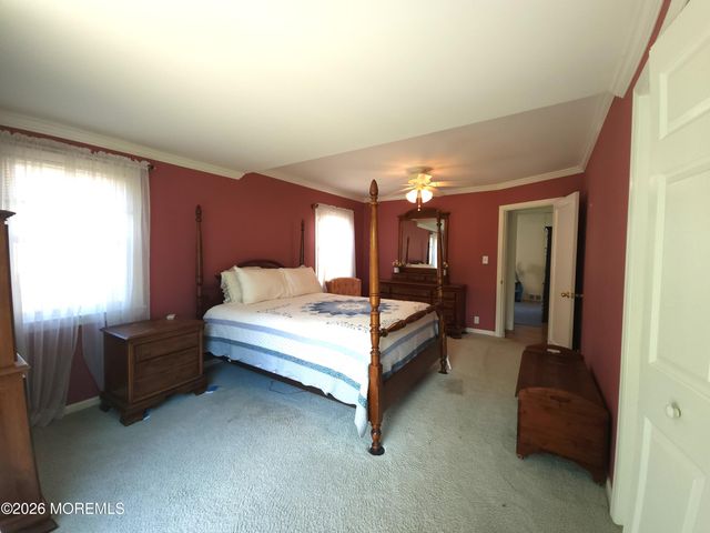 99 Alameda Court, Shrewsbury Boro, NJ 07702