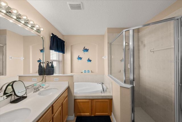 126 HENLEY CIRCLE, Davenport, FL 33896