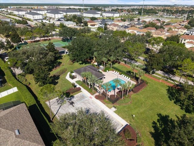 126 HENLEY CIRCLE, Davenport, FL 33896