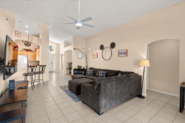 126 HENLEY CIRCLE, Davenport, FL 33896
