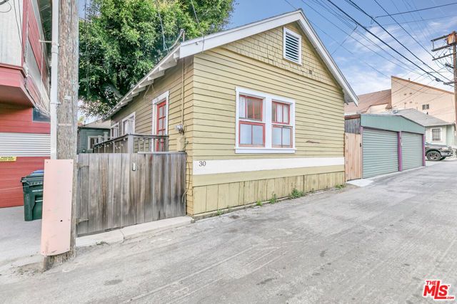 30 Paloma Avenue C, Venice (los Angeles), CA 90291
