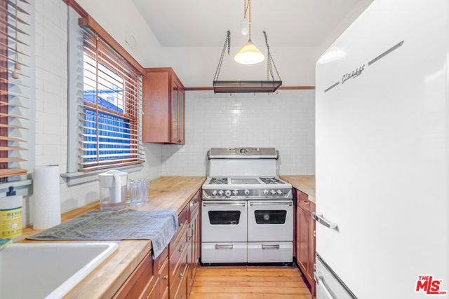 30 Paloma Avenue C, Venice (los Angeles), CA 90291