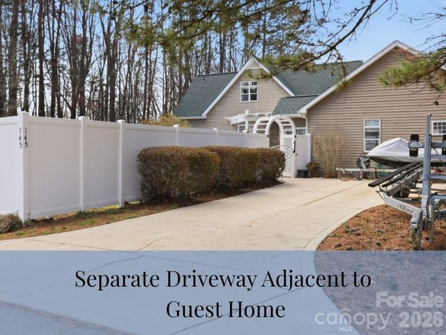 145 Morgan Bluff Road, Mooresville, NC 28117