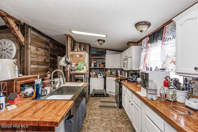 5306 Temperance Hall Road, Elm City, NC 27822