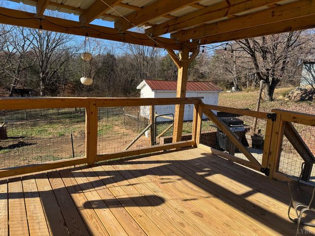 390 Bedford Highway, Lynch Station, VA 24571