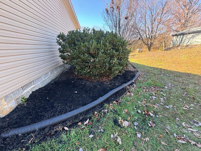 390 Bedford Highway, Lynch Station, VA 24571