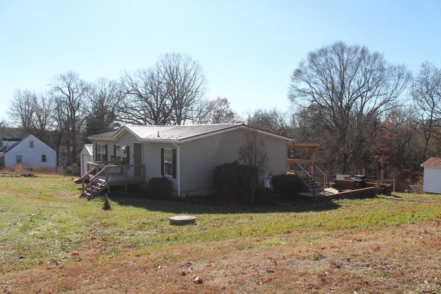 390 Bedford Highway, Lynch Station, VA 24571