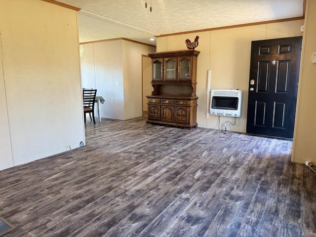 390 Bedford Highway, Lynch Station, VA 24571