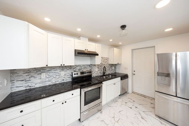 19 Assabet Lane, Worcester, MA 01602