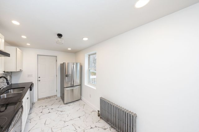 19 Assabet Lane, Worcester, MA 01602