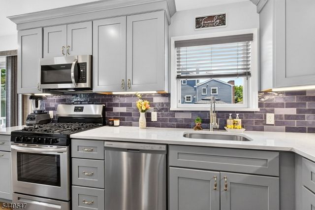 2 STRATFORD TERRACE, Cranford Twp., NJ 07016