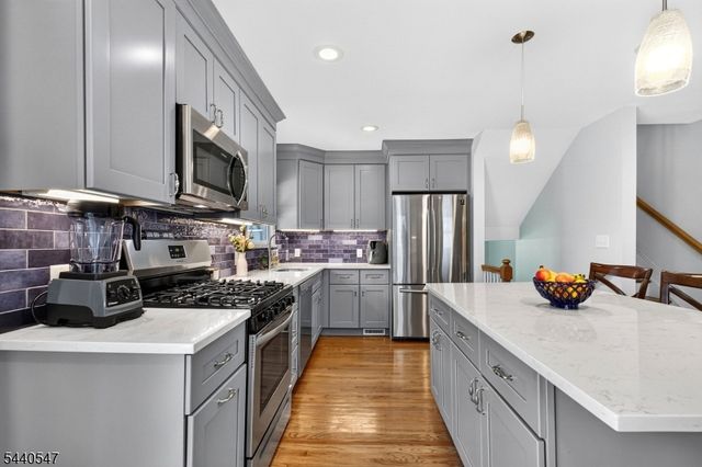2 STRATFORD TERRACE, Cranford Twp., NJ 07016