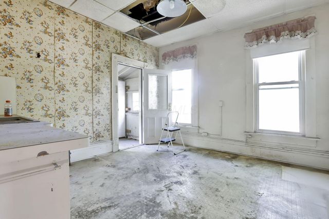 69-71 S Champion Avenue, Columbus, OH 43205