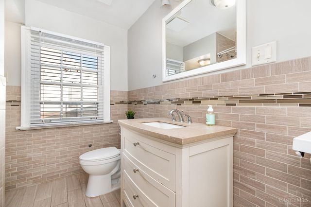 916 Gray Avenue, Hamilton, OH 45013