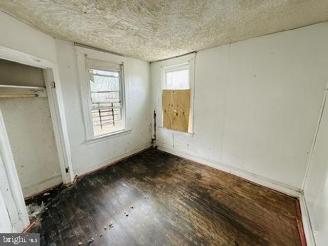 3401 RAVENWOOD AVE, Baltimore, MD 21213