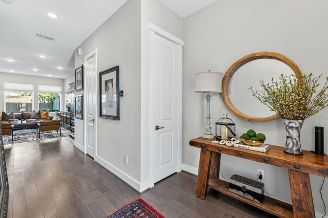 1423 Biondo Way, Houston, TX 77008