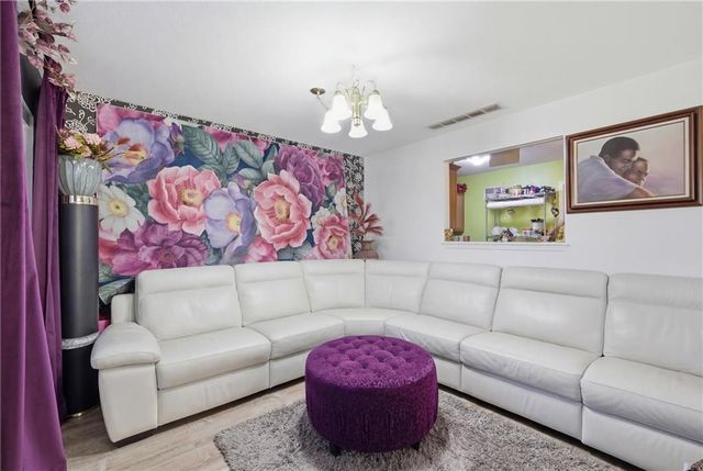 7621 E Bannister Road, Kansas City, MO 64134