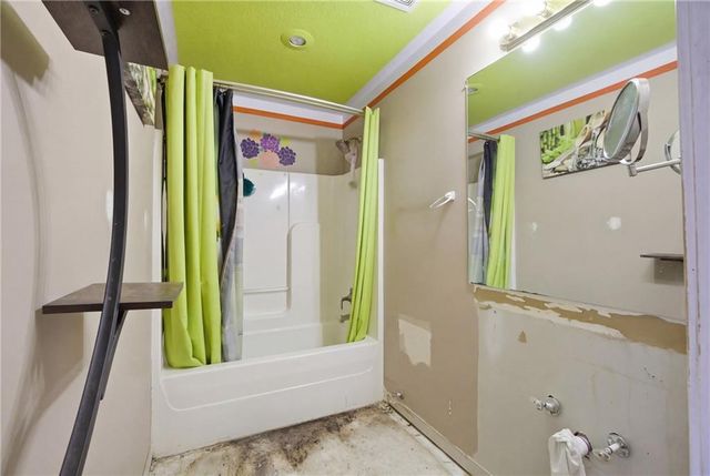 7621 E Bannister Road, Kansas City, MO 64134