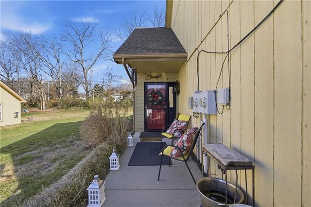 7621 E Bannister Road, Kansas City, MO 64134