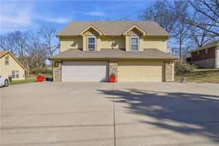 7621 E Bannister Road, Kansas City, MO 64134