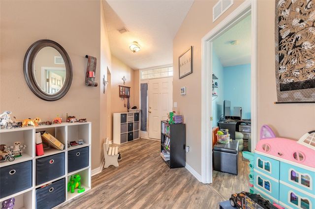 2431 WEATHERFORD DRIVE, Deltona, FL 32738