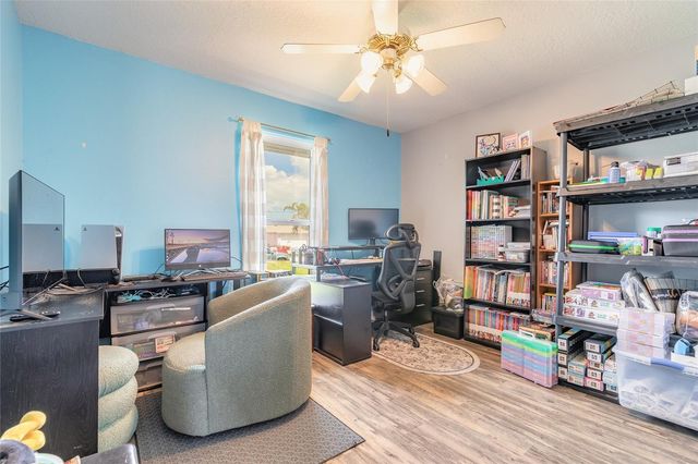 2431 WEATHERFORD DRIVE, Deltona, FL 32738