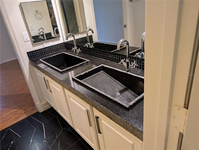 5001 BARALDI CIRCLE 104, Sarasota, FL 34235