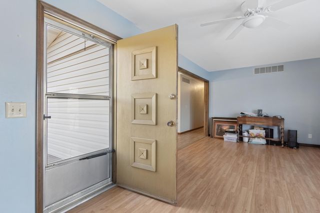 15030 E 2020 Road, Stockton, MO 65785