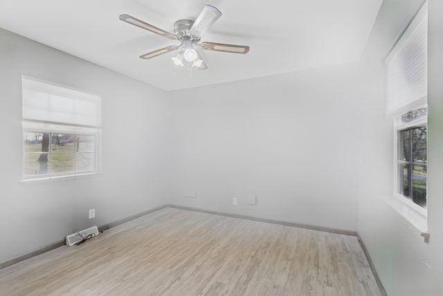 15030 E 2020 Road, Stockton, MO 65785