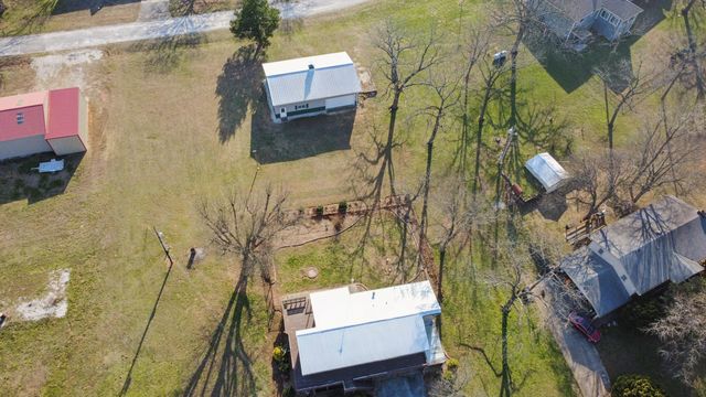 15030 E 2020 Road, Stockton, MO 65785