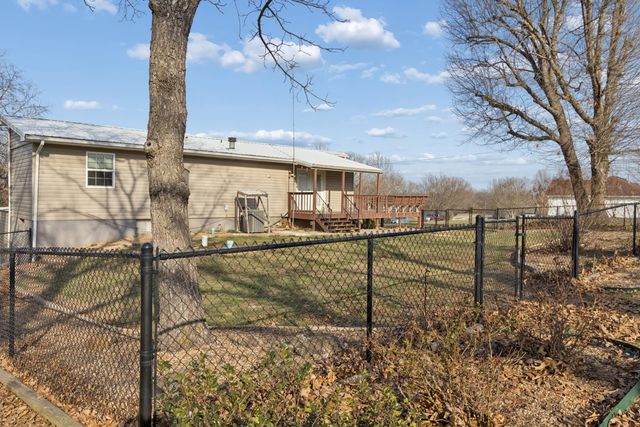 15030 E 2020 Road, Stockton, MO 65785