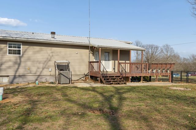 15030 E 2020 Road, Stockton, MO 65785