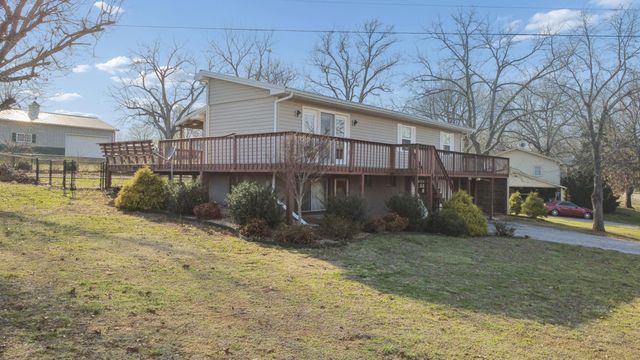 15030 E 2020 Road, Stockton, MO 65785