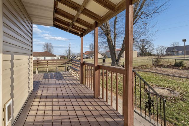 15030 E 2020 Road, Stockton, MO 65785