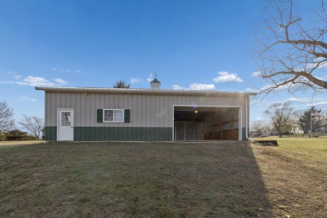 15030 E 2020 Road, Stockton, MO 65785