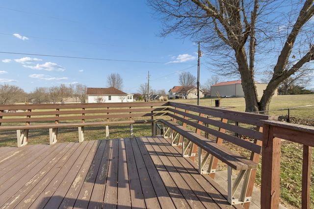 15030 E 2020 Road, Stockton, MO 65785