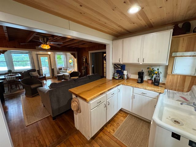 7 Jenning Lane, Hubbardton, VT 05735