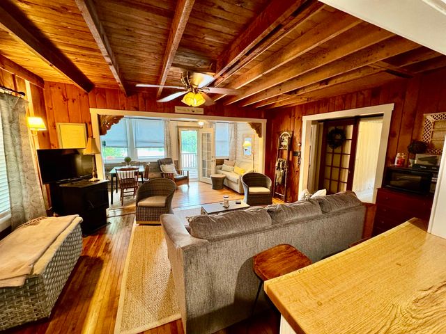7 Jenning Lane, Hubbardton, VT 05735