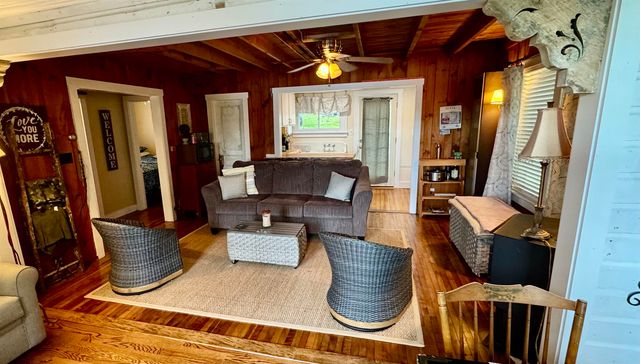 7 Jenning Lane, Hubbardton, VT 05735