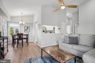 2813 S WOODROW ST #G, Arlington, VA 22206