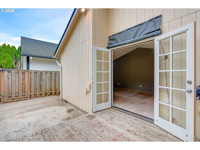 14371 Sw FANNO CREEK Ct, Portland, OR 97224